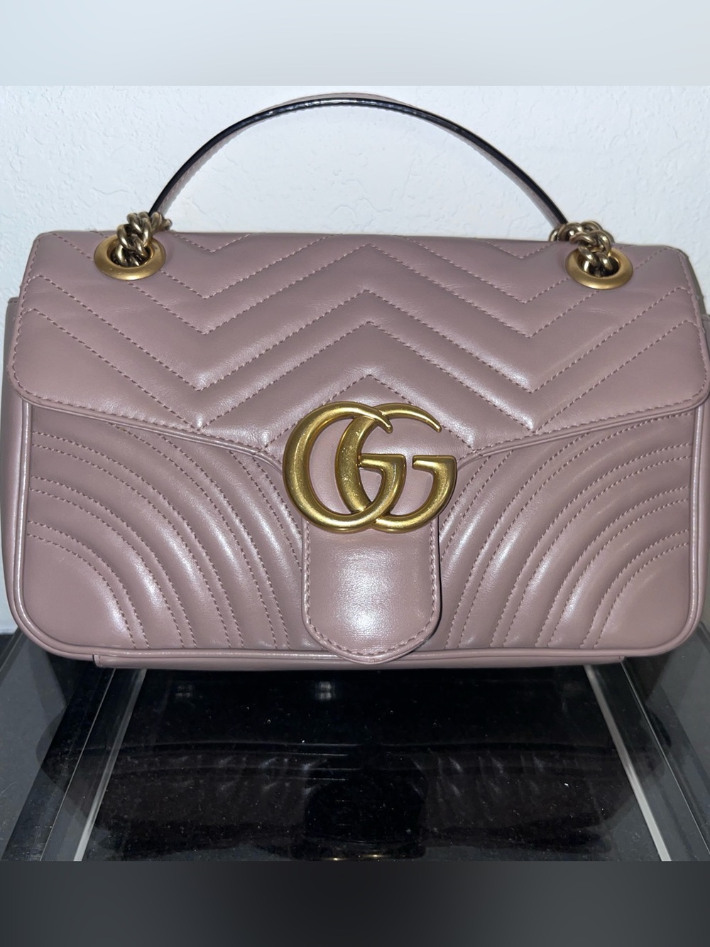 Authentic Medium Gucci Marmont Matelassé Shoulder Bag in Dusty Pink